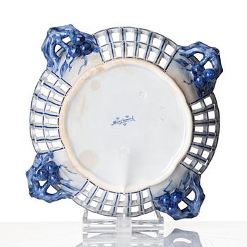 A Swedish latticed jugend flintware bowl and dish, Rörstrand, around 1900.