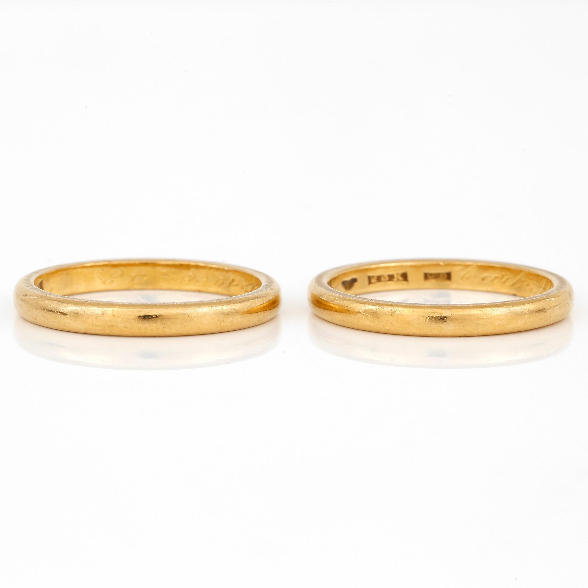 RINGAR, 2 st, Holm & Hallgren, Stockholm, 1946, 23K guld.