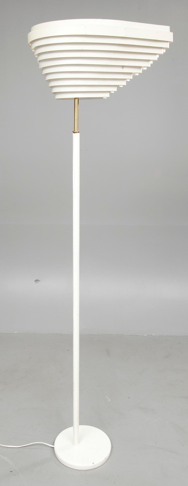 GOLVLAMPA, A 805, "Änglavinge", Alvar Aalto, Valaistustyö.