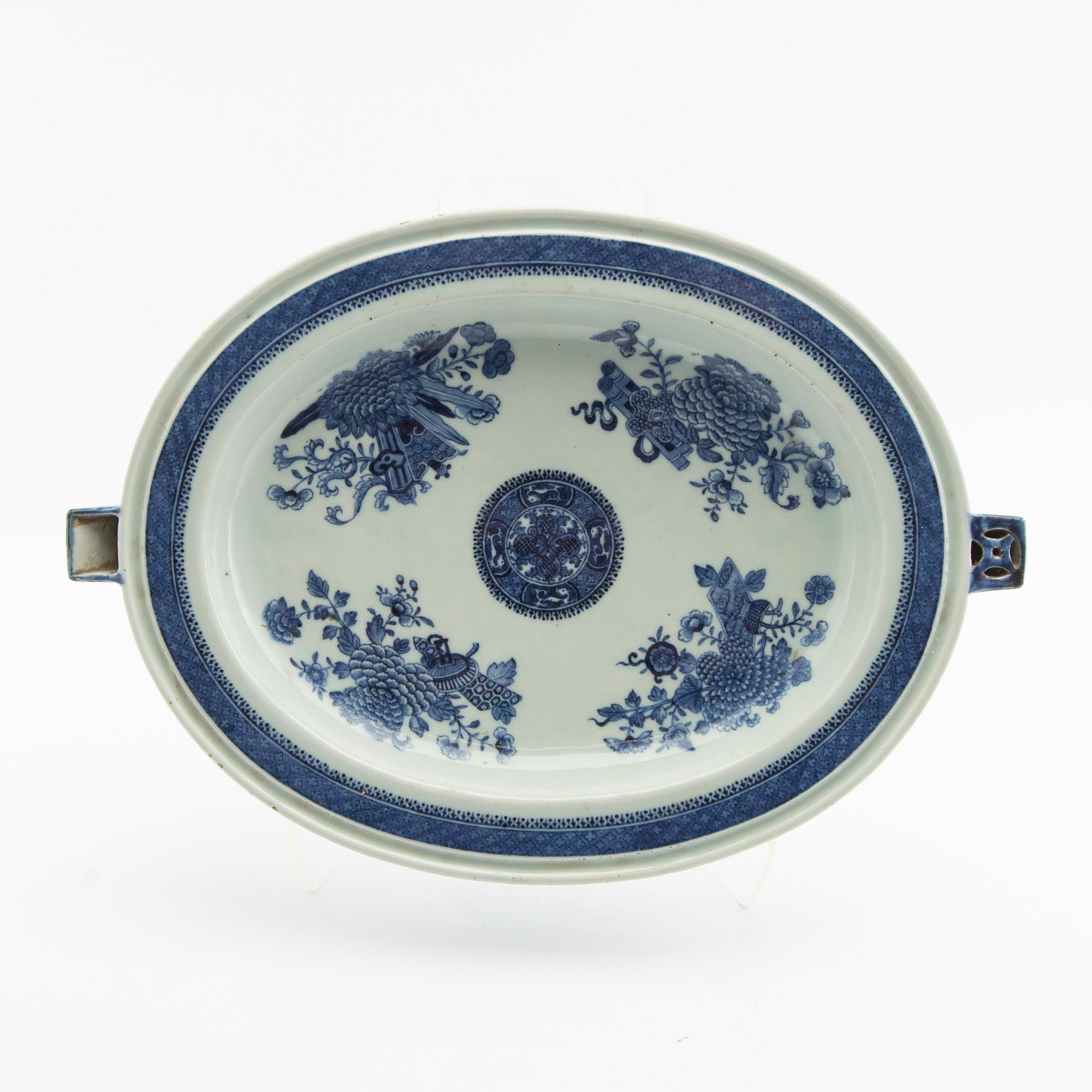 Värmefat, porslin, Qingdynastin, Jiaqing (1796-1820).