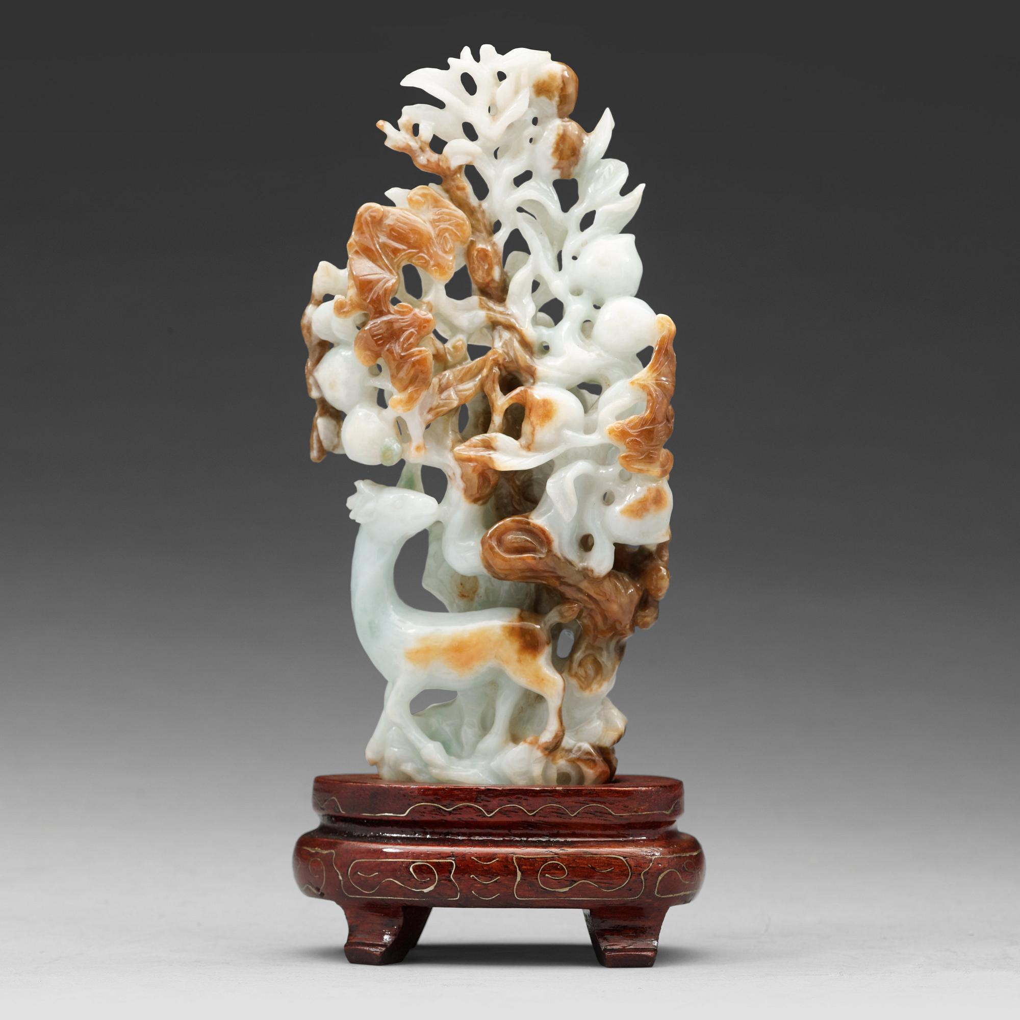 SKULPTUR, nefrit. Kina, 1900-tal.