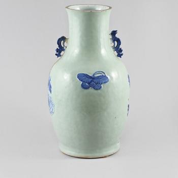 VAS, porslin, Kina, 1800-tal.