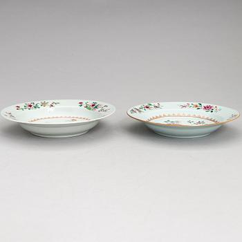 Two Chinese porcelain dishes, 18th Century.
