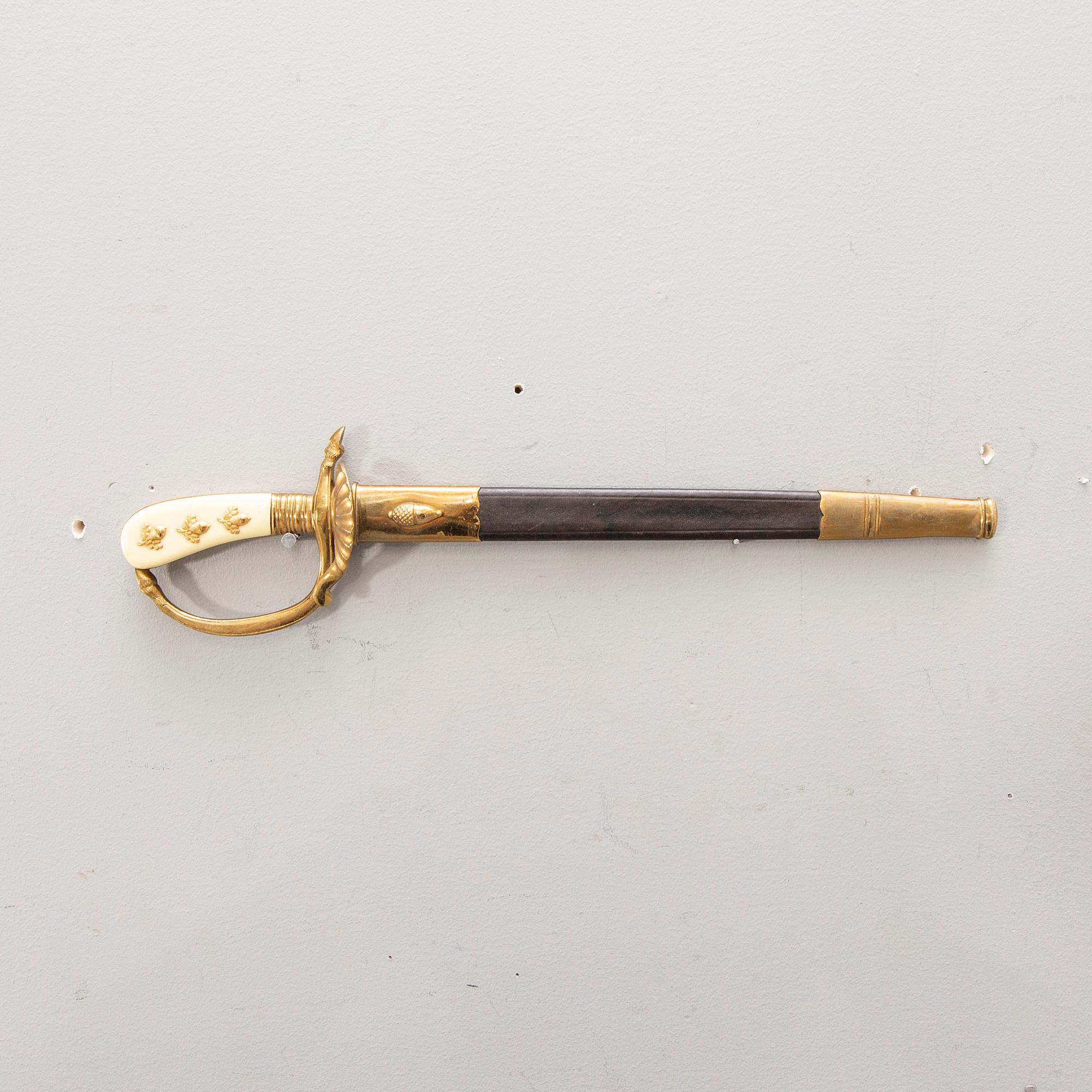 A 20th Century hunting sword.