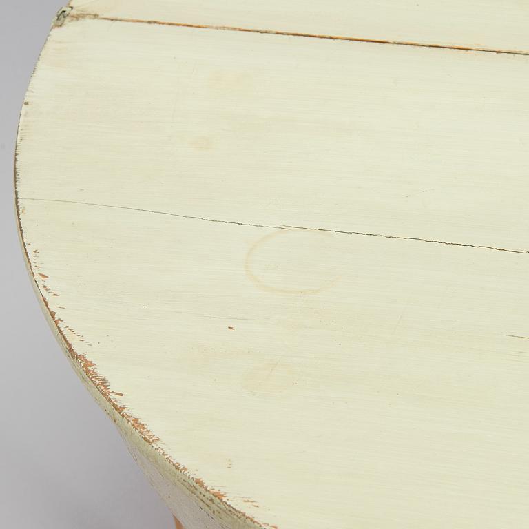 Bord / klaffbord, halvmåneform, 1800-tal.