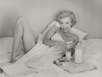 ANDRÉ DE DIENES, silvergelatinfotografi, stämpelsign á tergo.