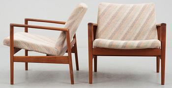 FÅTÖLJER, ett par, 1950/60-tal.