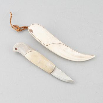 Tomas Valkeapää, a reindeer horn knife, Karesuando.