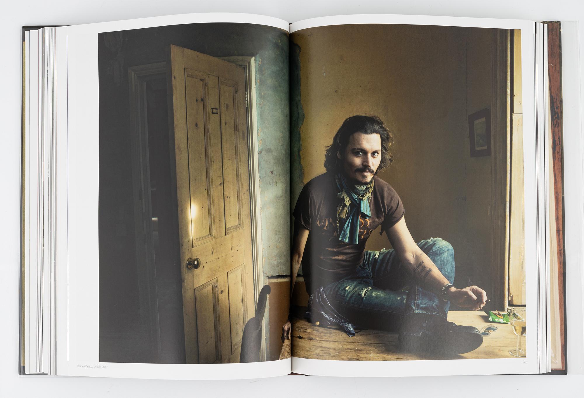 Book, Annie Leibovitz, 'Portraits 2005-2016', Phaidon.