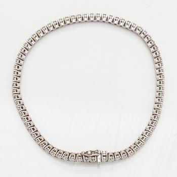 Tennis bracelet, brilliant-cut diamonds, 18K white gold.