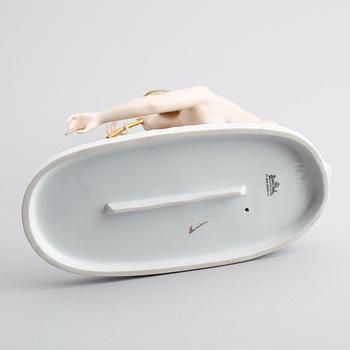 FIGUR, porslin, "Ormtjuserska", Rosenthal.