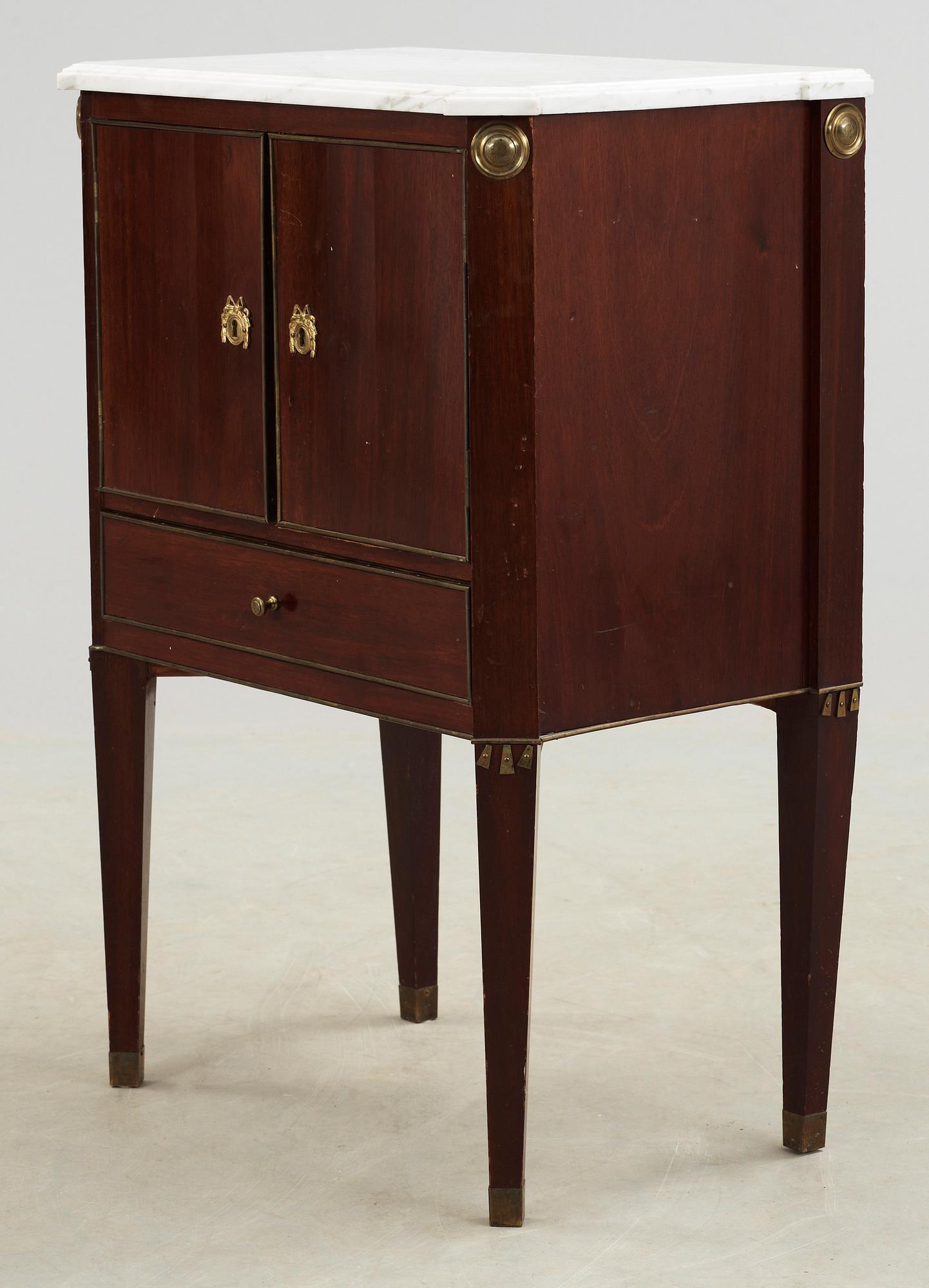 POTTSKÅP, gustaviansk stil, 1800/1900-tal.