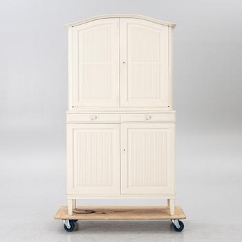 Carl Malmsten, cabinet, “Herrgården”, Svenska Möbelfabrikerna Bodafors, 1961.