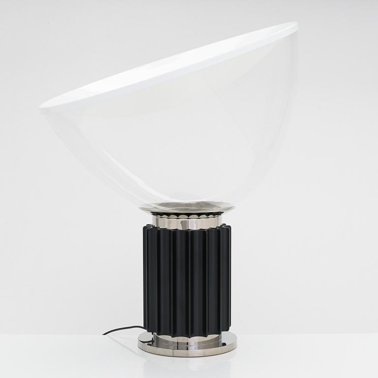 Achille Castiglioni, & Pier Giacomo, bordslampa, "Taccia", Flos, Italien.