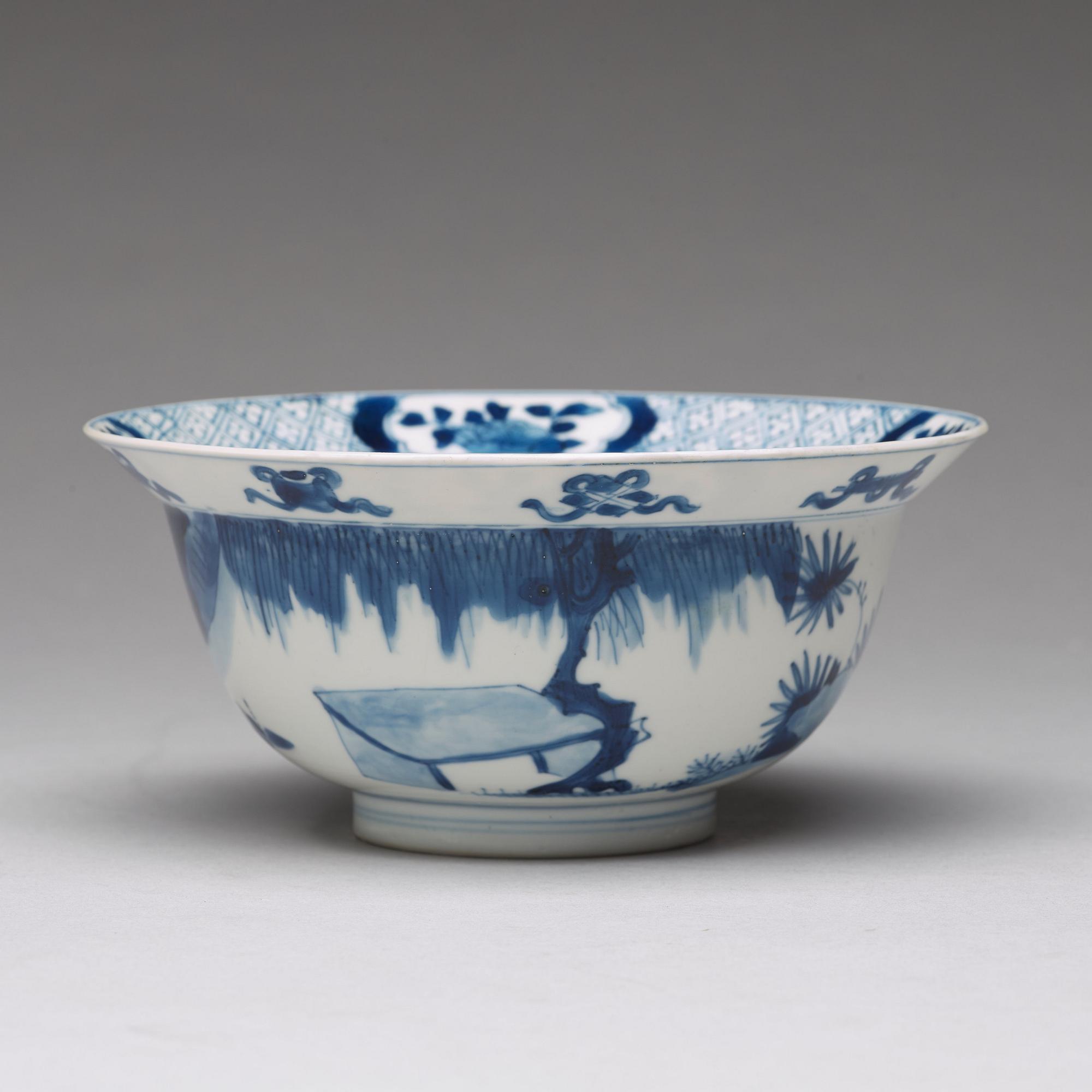 SKÅL, porslin. Qingdynastin, Kangxi (1662-1722).