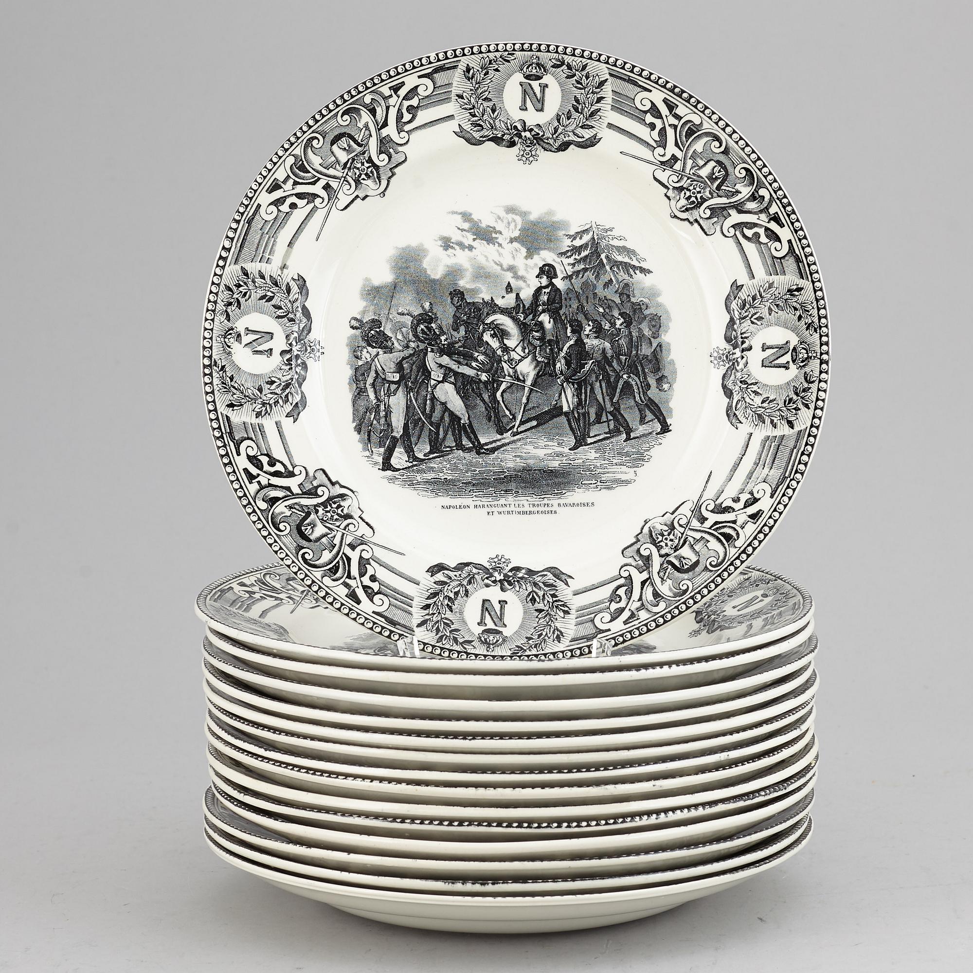 A set 15 cream ware dinner plates, Belgium, "Napoleon".