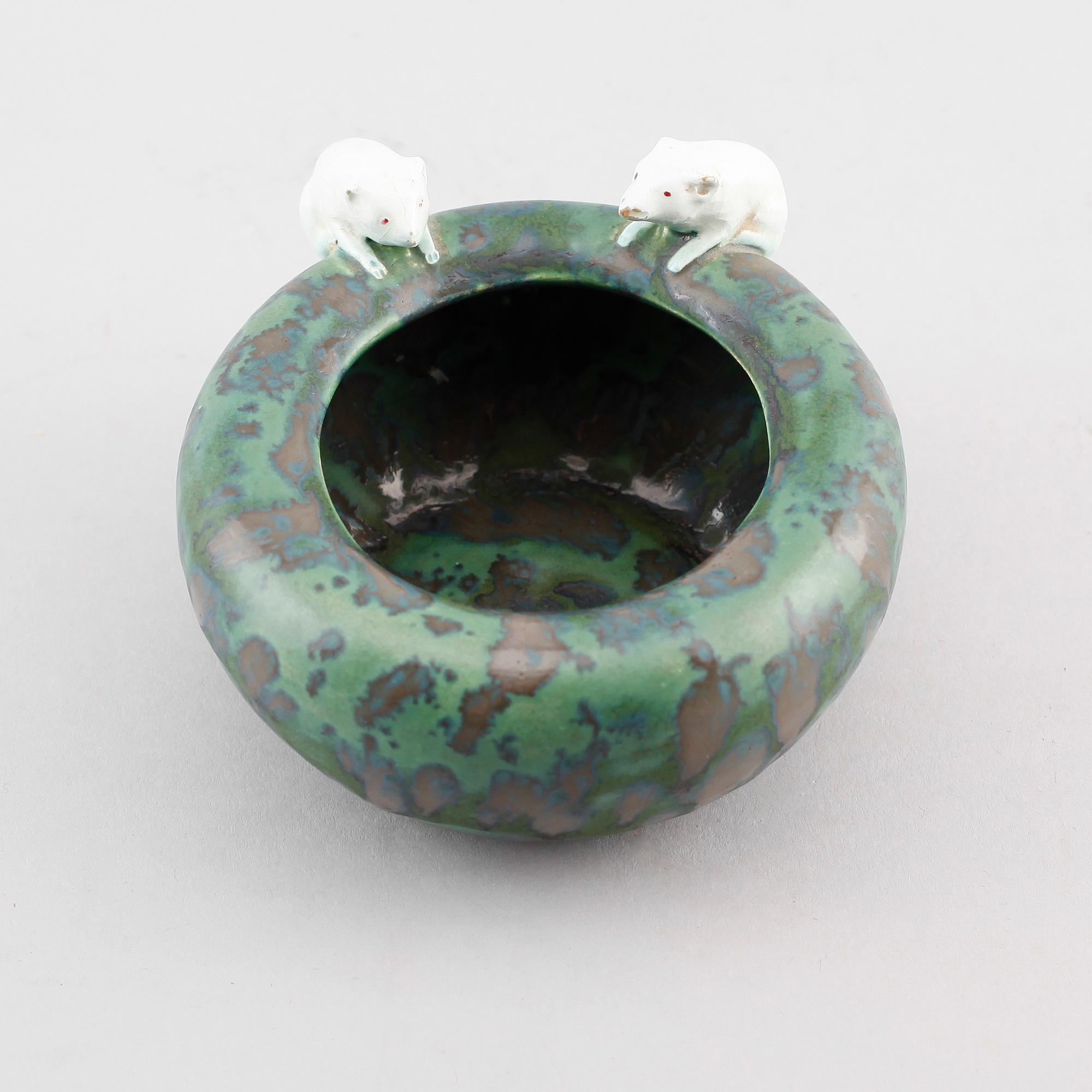 SKÅL, stengods, jugend, möjligen Tjeckien, omkring år 1900.