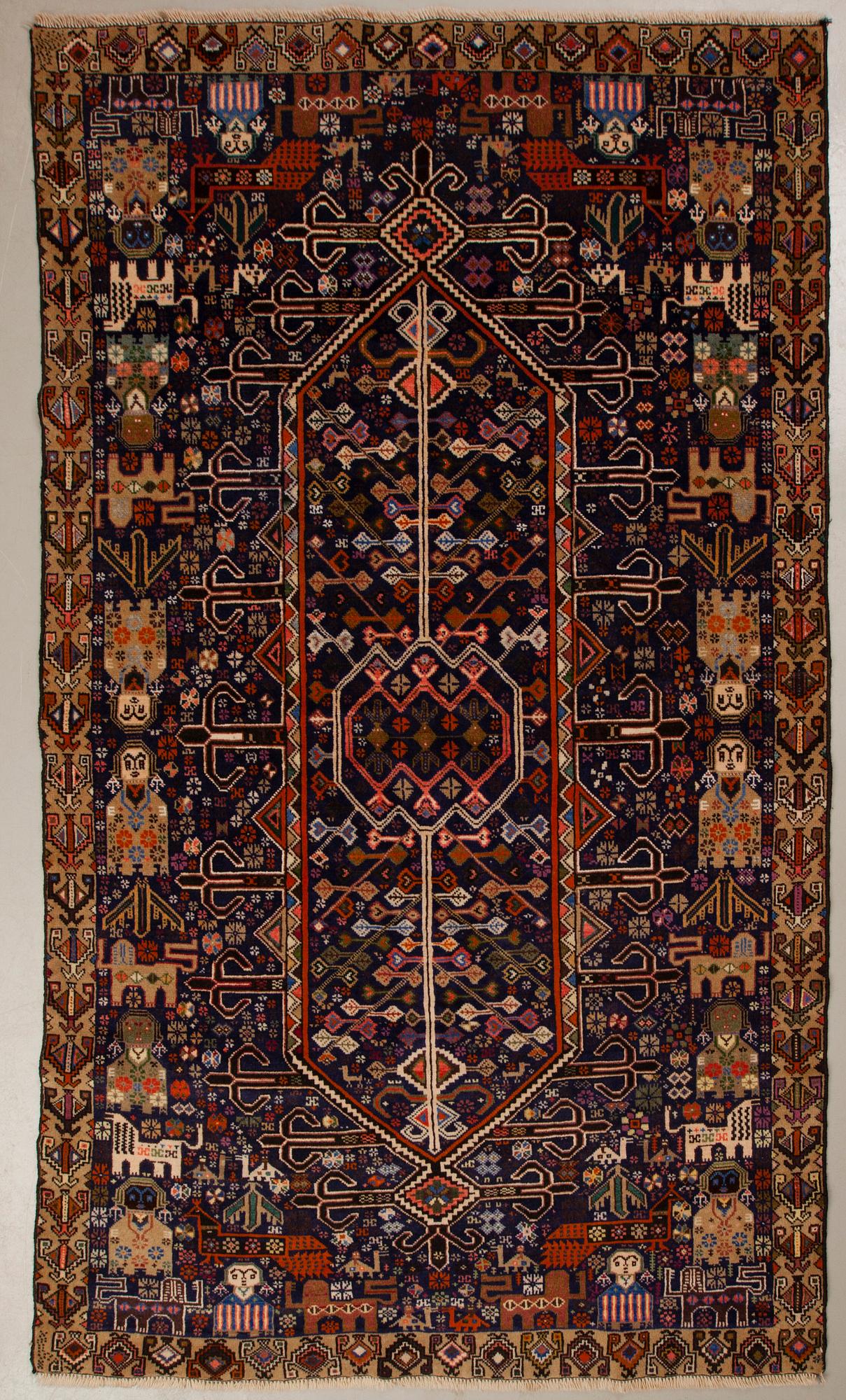 MATTA, troligen Shiraz, Iran. Ca 210x120 cm.