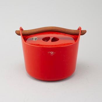 A cast iron pot by Timo Sarpaneva for Rosenlew in Finland, 1960s/70s.