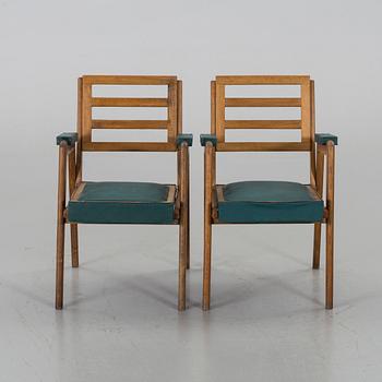 KARMSTOLAR, ett par, 1900-talets mitt.