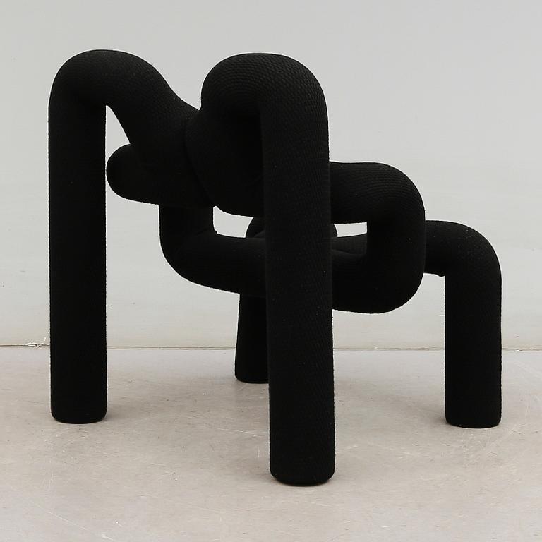 FÅTÖLJ, Terje Ekström, "Ekstrem", för Stokke Fabrikker, Norge.