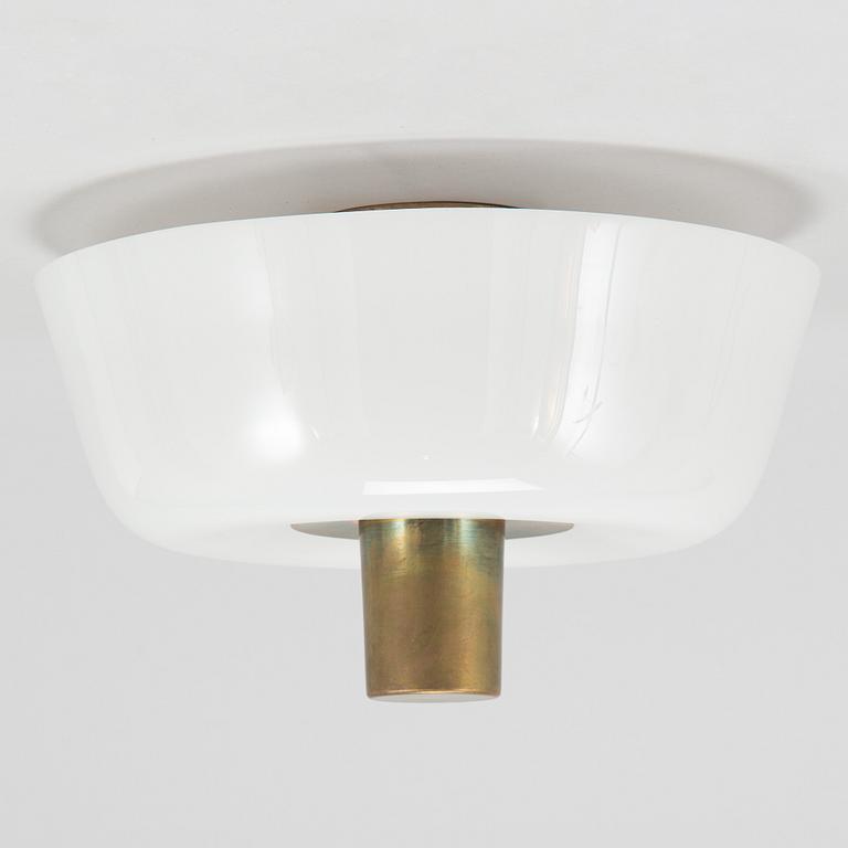 Paavo Tynell, A ceiling light for Taito. Made to order 1950.