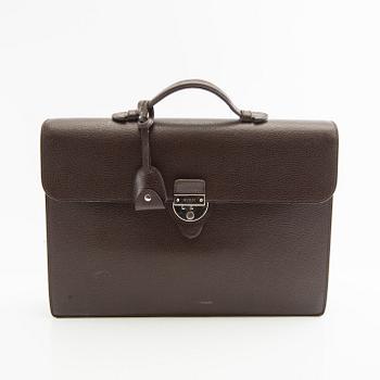 Gucci, briefcase.