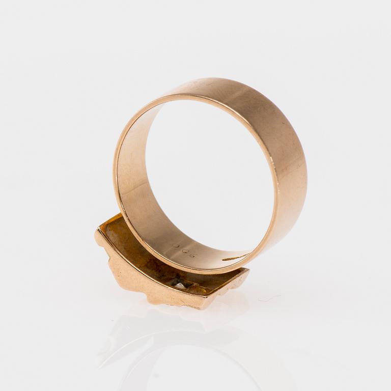 RING, 14K guld, briljantslipad diamant. Björn Weckström, Lapponia 1968. Vikt ca 8,9 g.