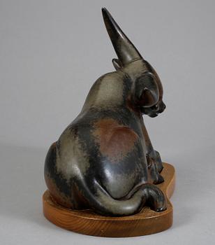 FIGURIN, stengods, Gunnar Nylund, Rörstrand, signerad GN. 1900-talets mitt/andra hälft.