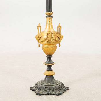 Floor candelabrum Louis XV style, second half of the 20th century.