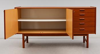 SIDEBOARD, 1900-talets andra hälft.
