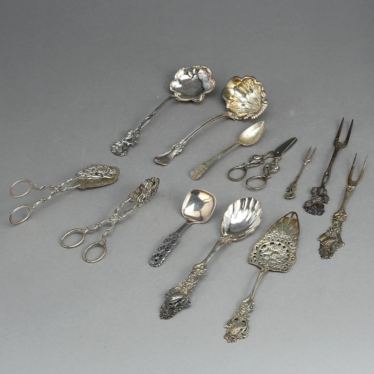 PARTI SILVER, delar 88, bl. a Gewe, Malmö och GAB Stockholm, mitten 1900-talets. Vikt ca 1 591 g.