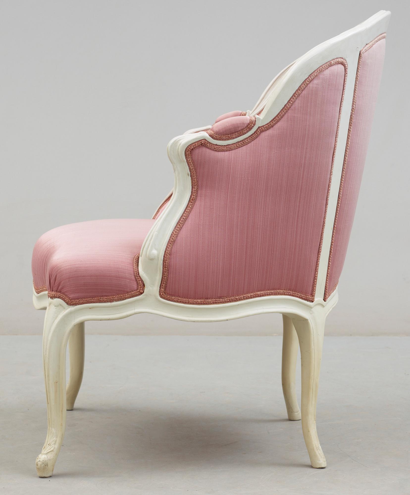 BALJFÅTÖLJ, Louis XV-stil, omkring sekelskiftet 1900.