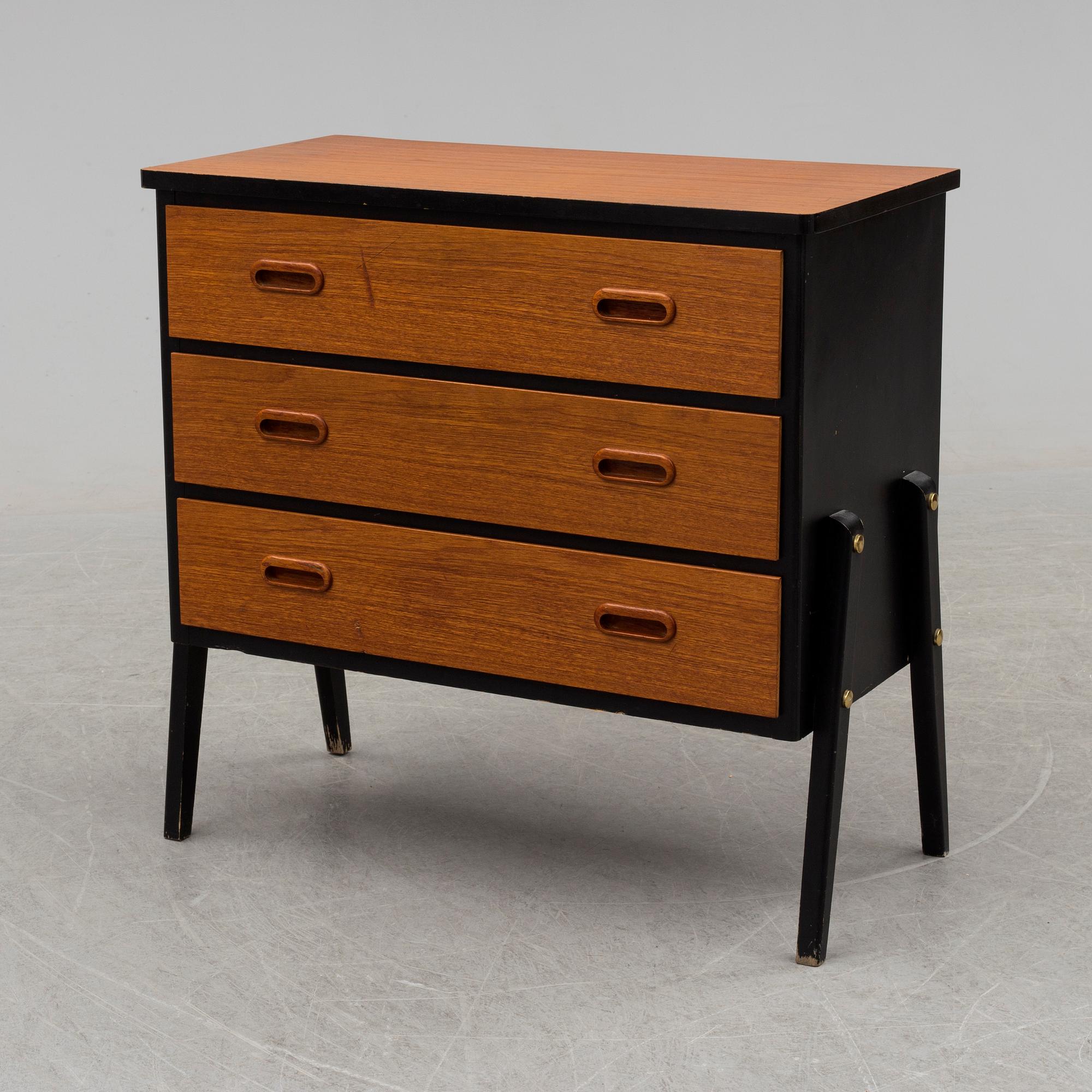 BYRÅ, teak, 1950 / 60-tal.