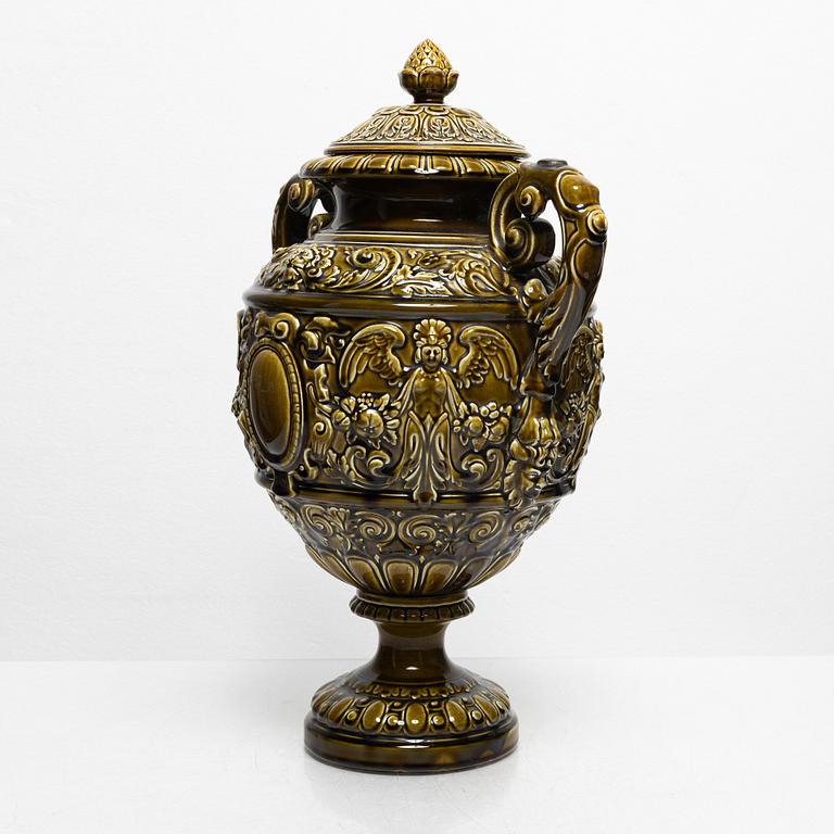 Rörstrand, a neo-renaissance majolica urn with cover, Sweden, second half of the 19th century.