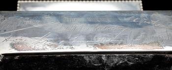 CIGARRSKRIN, silver, K. Anderson, Stockholm, 1924. Totalvikt ca 938 gr.