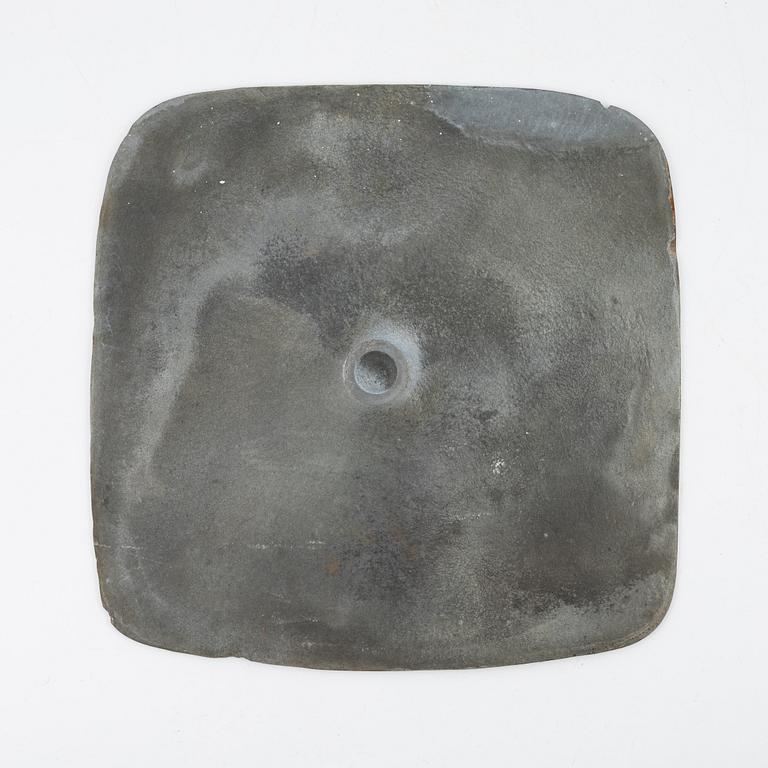 Bård Breivik, objekt, väggrelief, sandgjutet järn, osignerad.