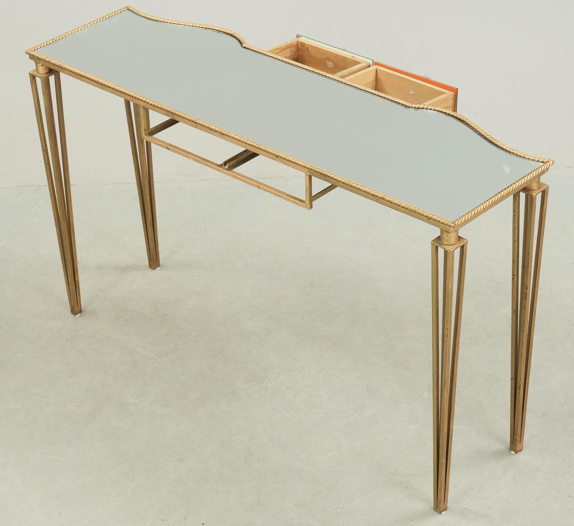 SIDEBOARD, 1900-talets andra hälft.