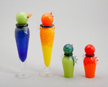 LOCKVASER, 2 st samt SKULPTURER, 2 st, glas, Anna Örnberg, Strömbergshyttan.