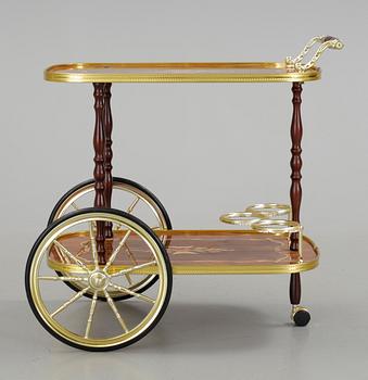 SERVERINGSVAGN, 1900-talets andra hälft.