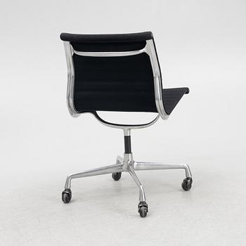 Charles & Ray Eames, office chair, "EA 105", Vitra.