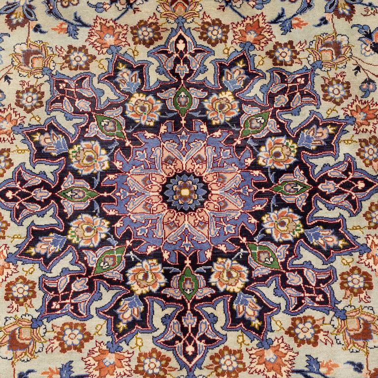 A Keshan carpet, c. 393 x 290 cm.
