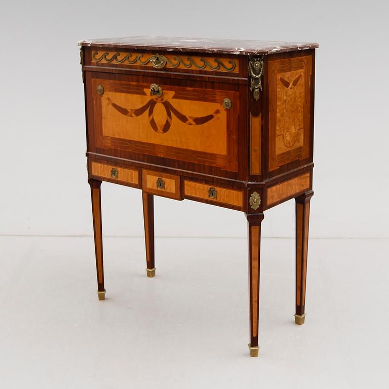 SEKRETÄR, gustaviansk stil, 1900-talets mitt.