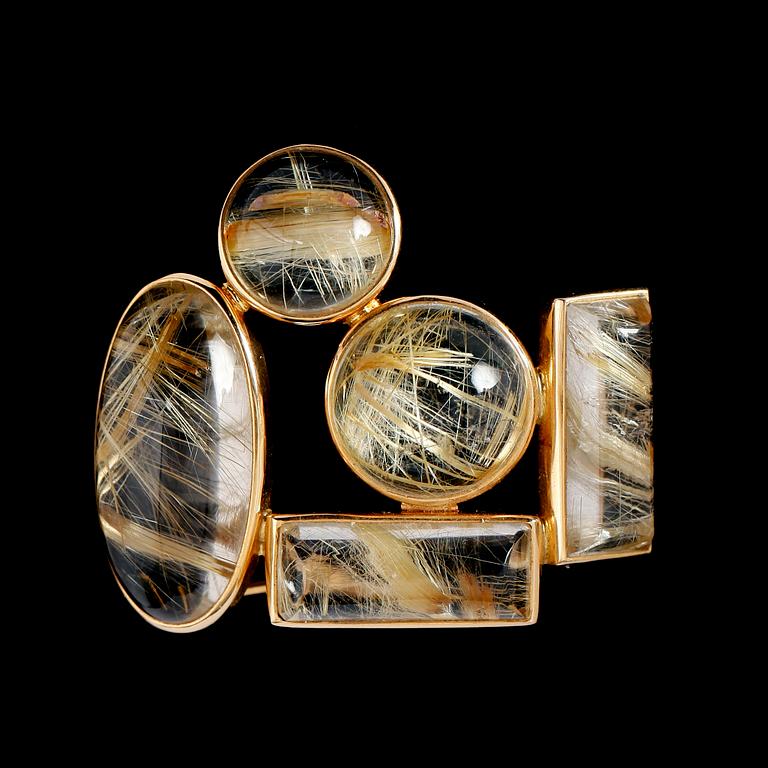 BROSCH, 18 k, guld, med bergkristall, Stockholm, otydliga stämplar 1941. Total vikt ca 17 g.