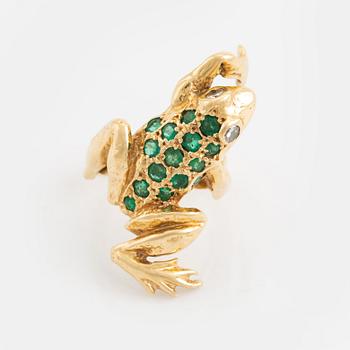 Emerald and brilliant cut diamond frog ring.