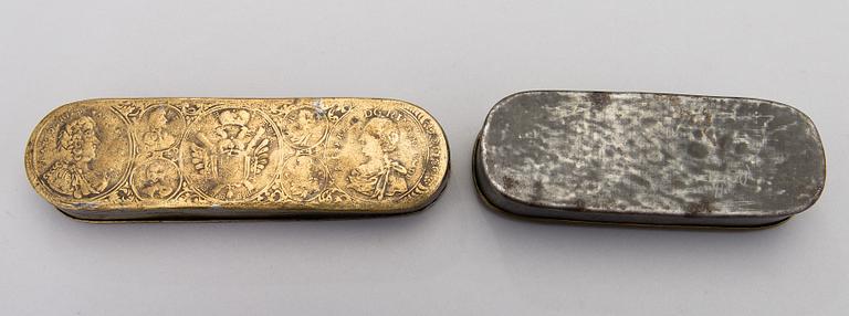Ten 19th century snuff boxes, one from the 18th century. Sweden, Finland, Holland.