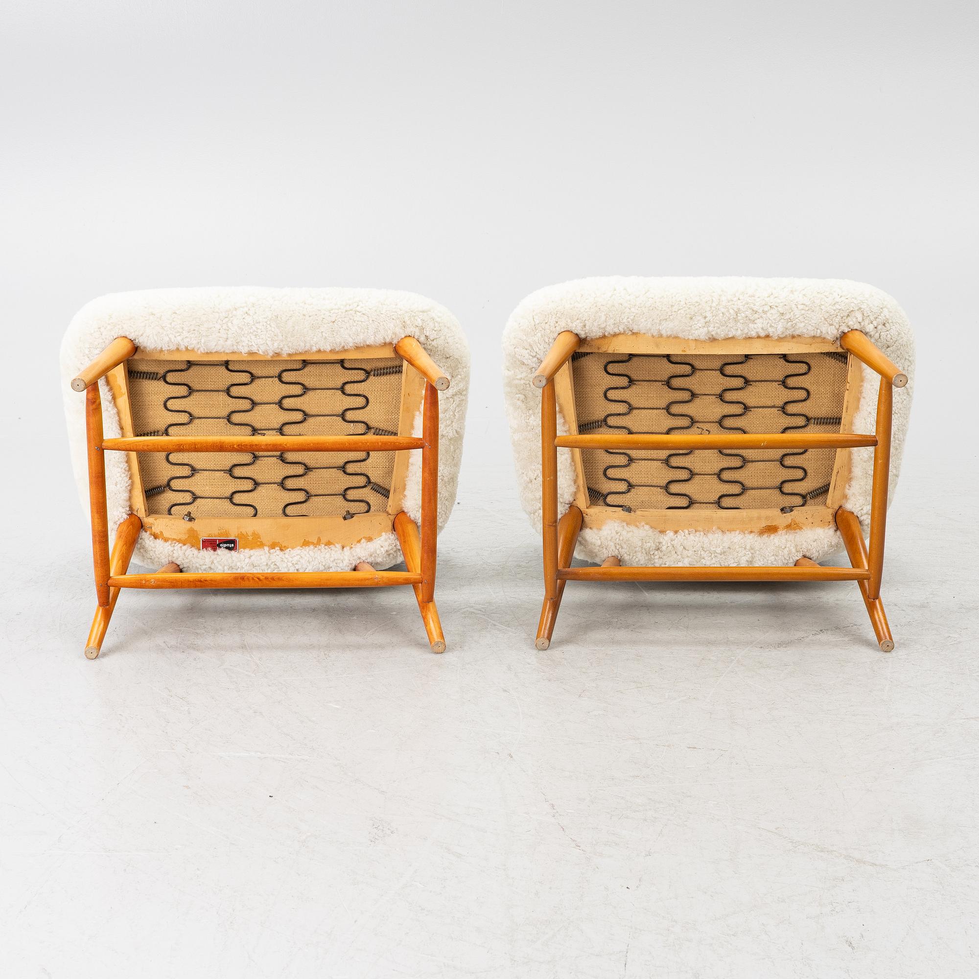 Alf Svensson, Armchairs, a pair, “TeVe”, Bra Bohag, Studio Ljungs Industrier AB, Malmö, 1950s.