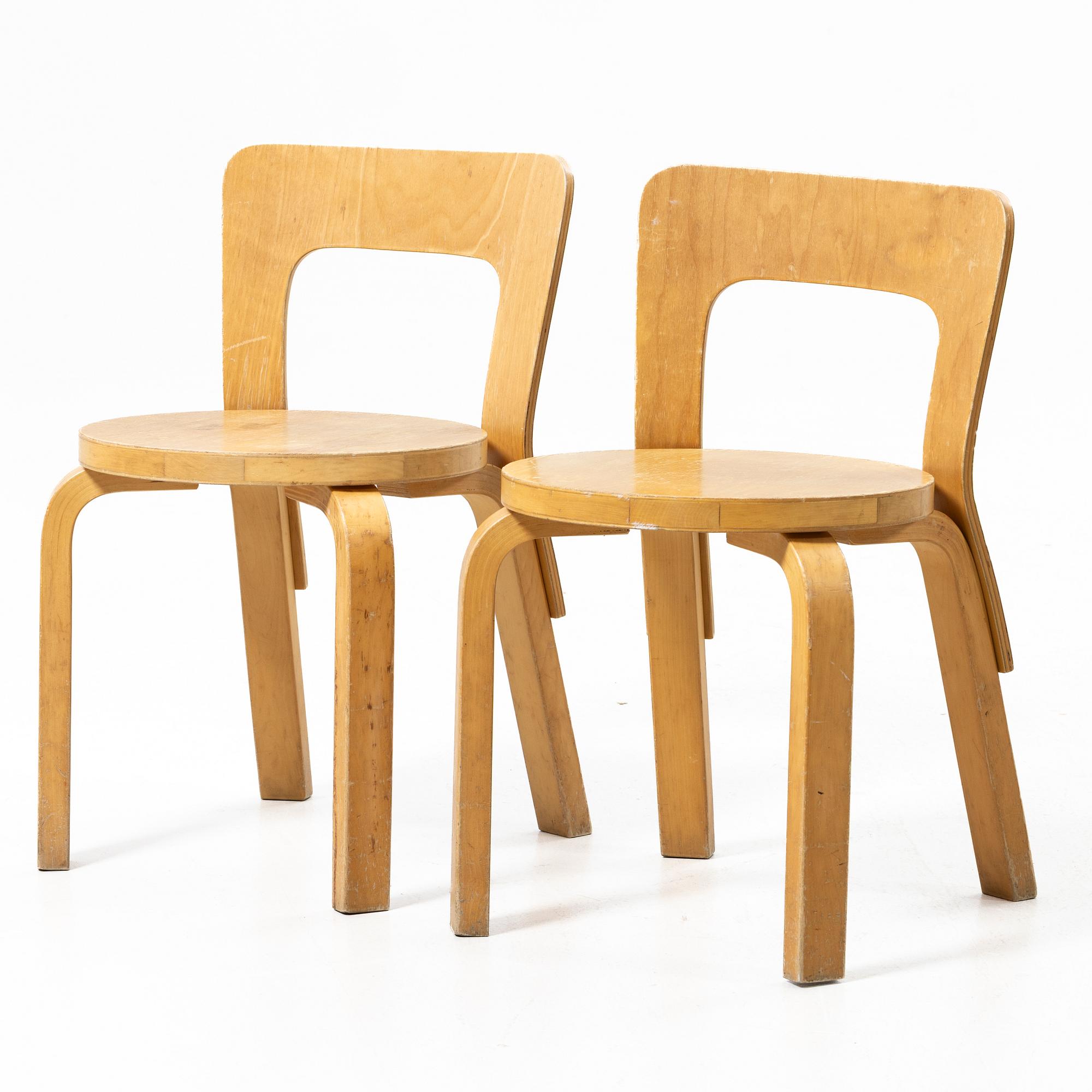 Alvar Aalto, barnstolar, ett par, modell 66, Artek, Finland.