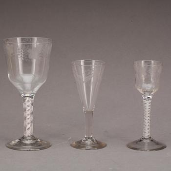 SPETSGLAS 5 st, STARKVINSGLAS 2 st SAMT POKALGLAS, 1700-tal, sannolikt England.