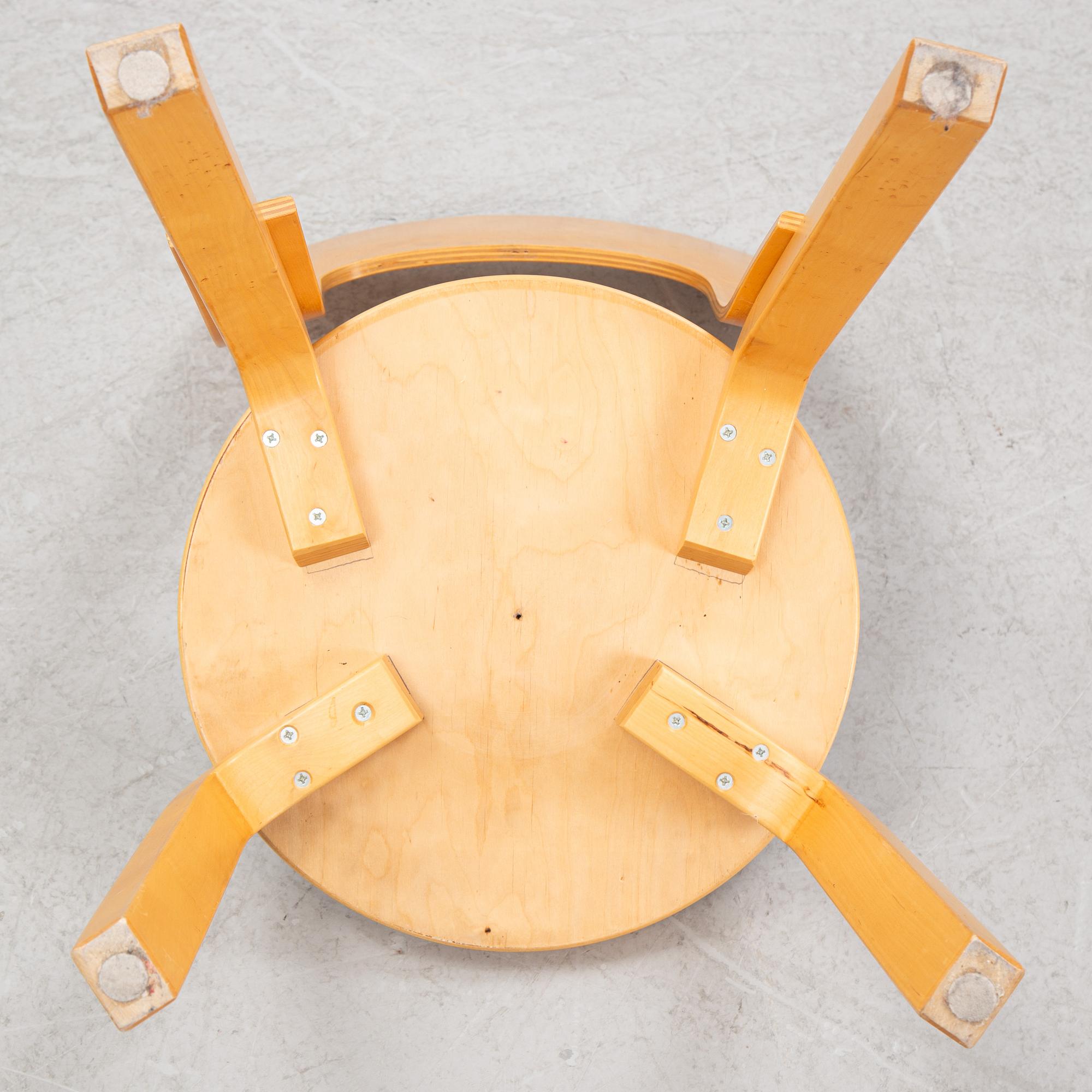 Alvar Aalto, stolar, 4 st, modell 66, Artek, Finland, 1900-talets slut.